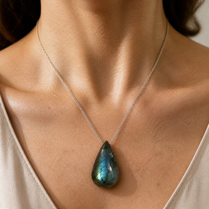 Lagoon Necklace In Labradorite
