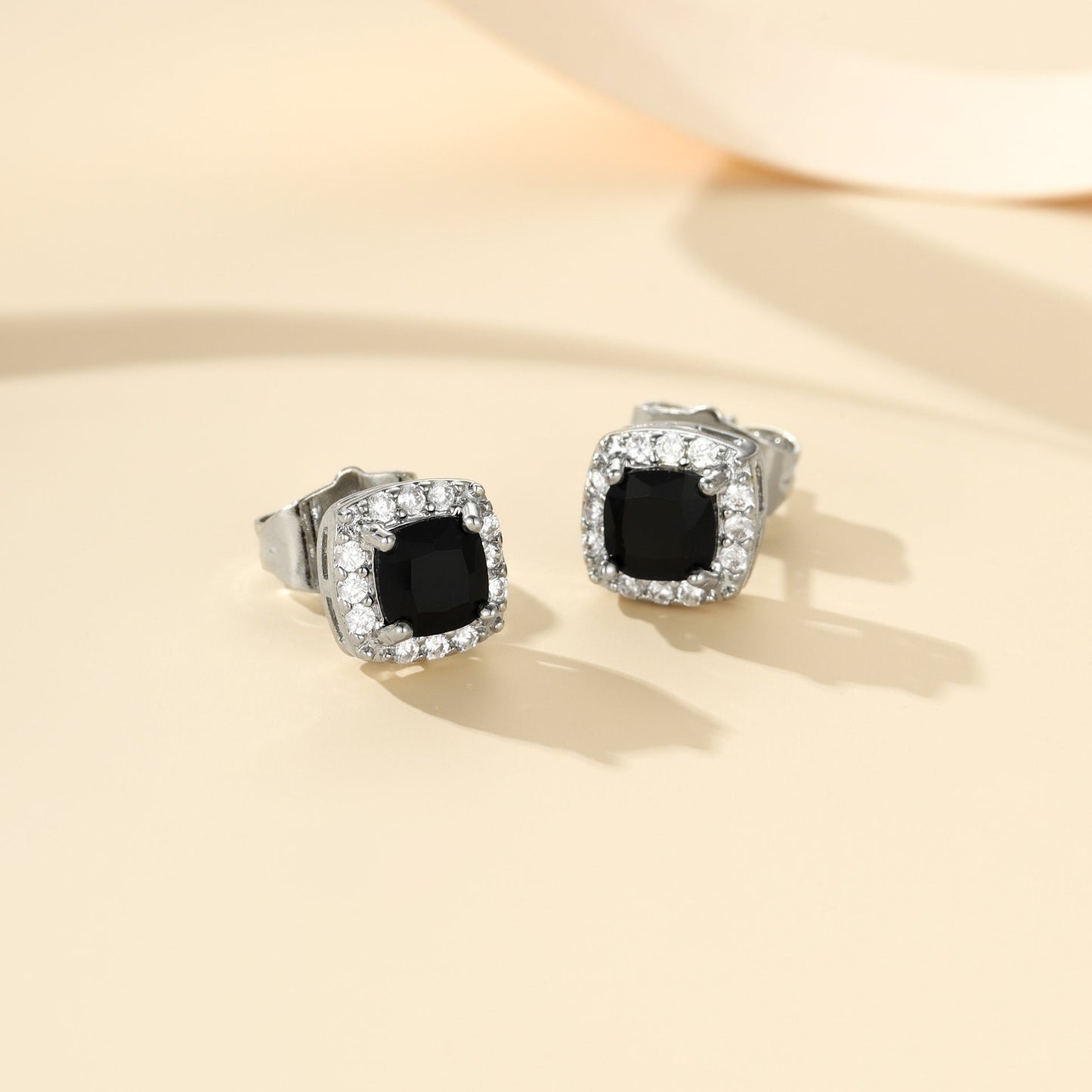 Midnight Royale Stud Earrings | White Gold
