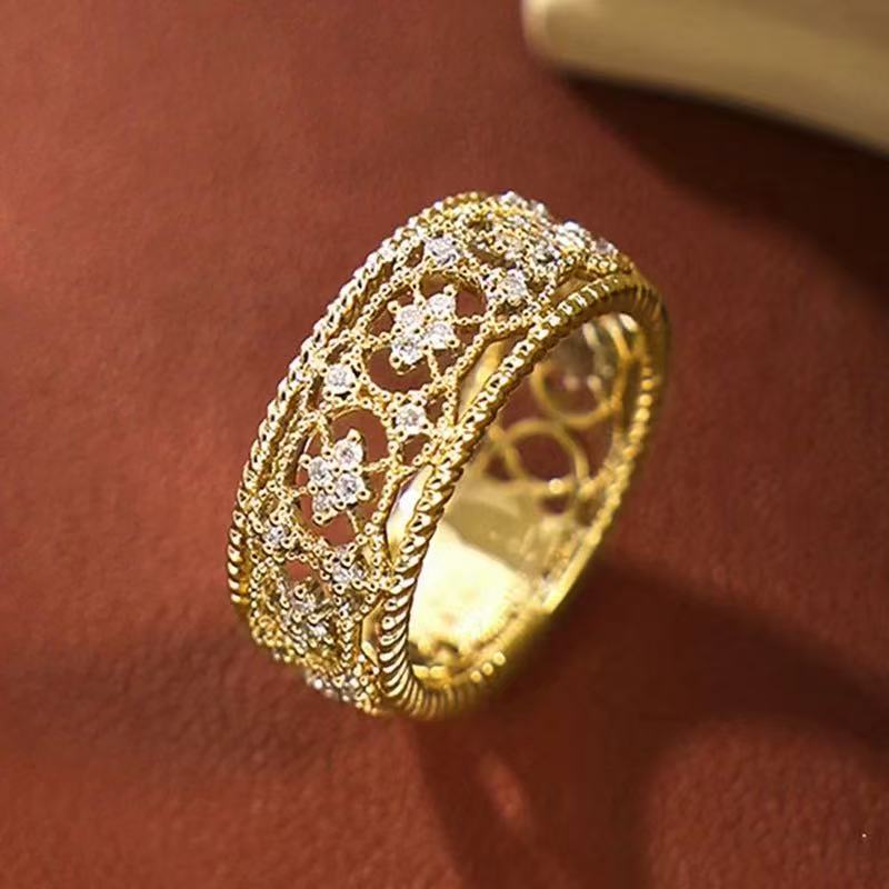 Catarina Lumielle Ring | Gold