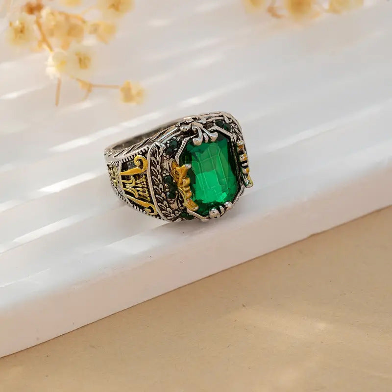 Klara Emerin Ring | Mixed Gold