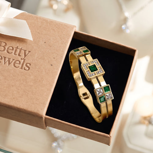 Esme Carrington Bracelet | Gold