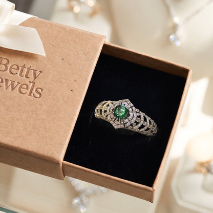 Emerald Art Deco Ring | White Gold