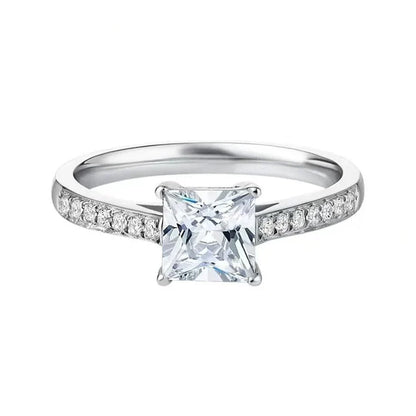 Leontina Gualtieri Ring | White Gold
