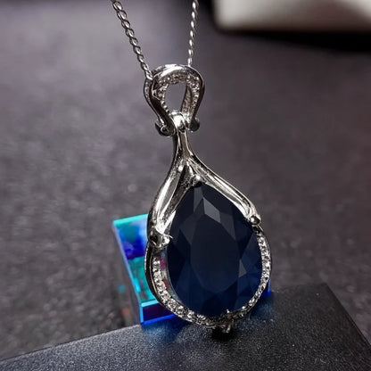 Alindra Feymorra Necklace | White Gold