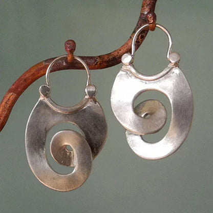 Antique Irregular Form Earrings | White Gold