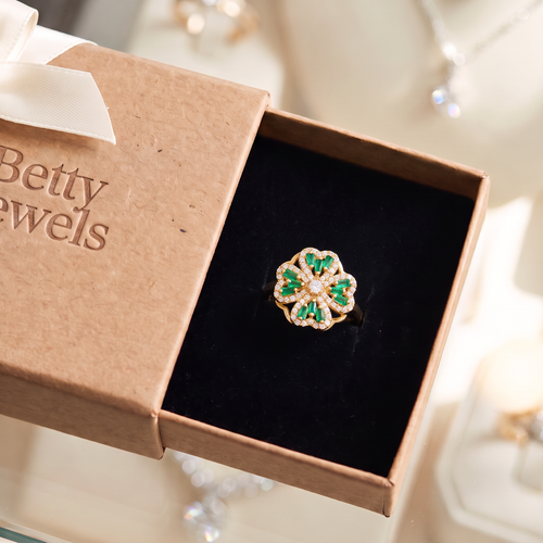 Emerald Clover Spinning Ring | Gold