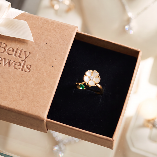 Emerald Leaf Flower Spinning Ring | Gold
